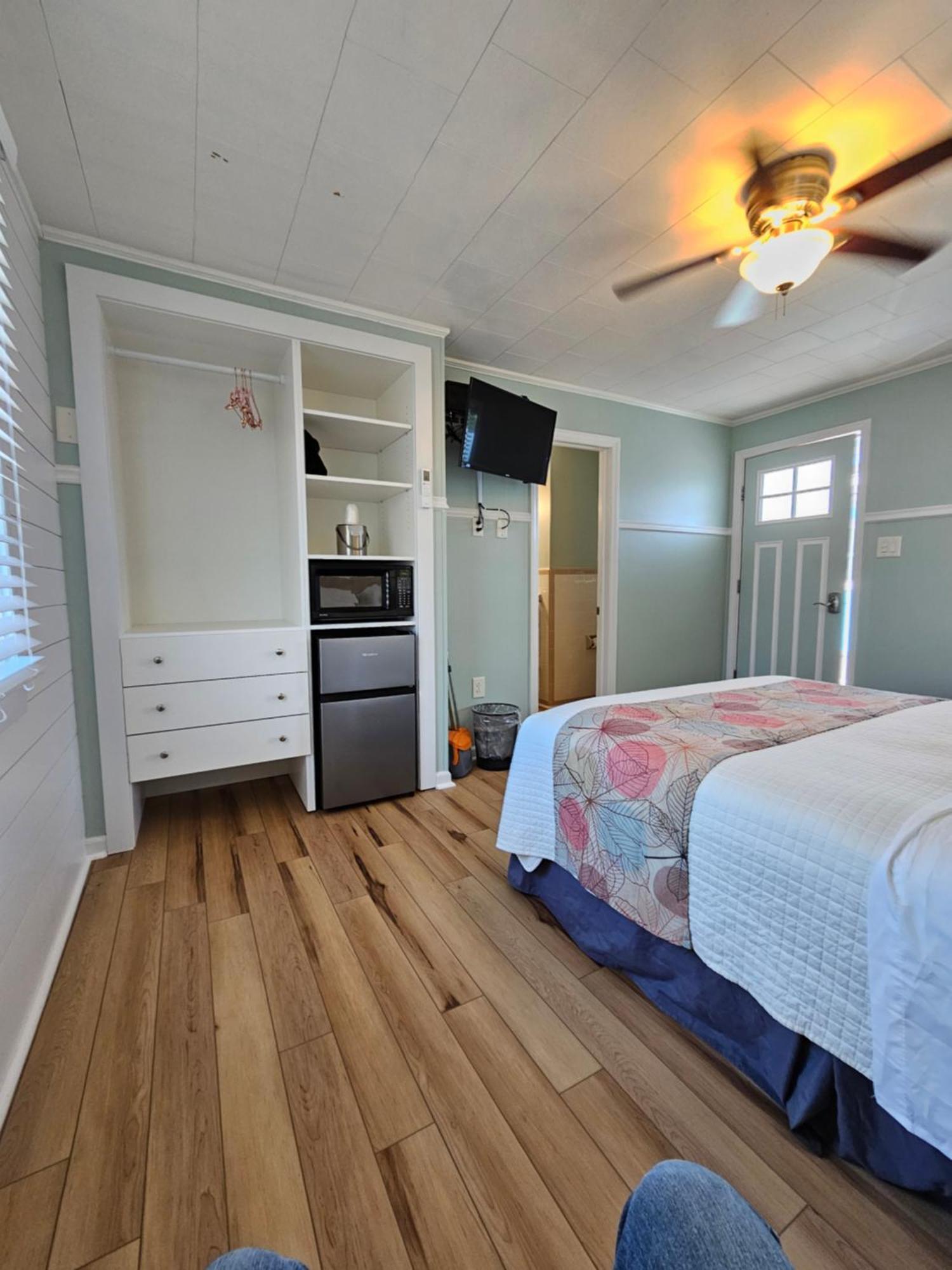 Island Guesthouse And Motel Obx Мантео Екстер'єр фото